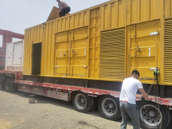 天门除了负载情况和发动机维护，还有哪些因素会影响 200kw 柴油发电机的油耗？